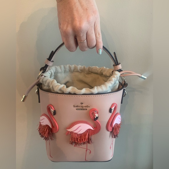 Kate Spade Pippa Flamingo by the Pool Bucket Bag Raffia Trim Pink Crossbody - Picture 11 of 11